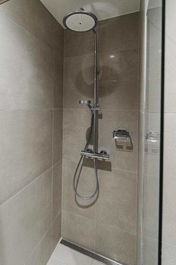 טרטו Oeoe Street Premium Apartment With Terrace מראה חיצוני תמונה
